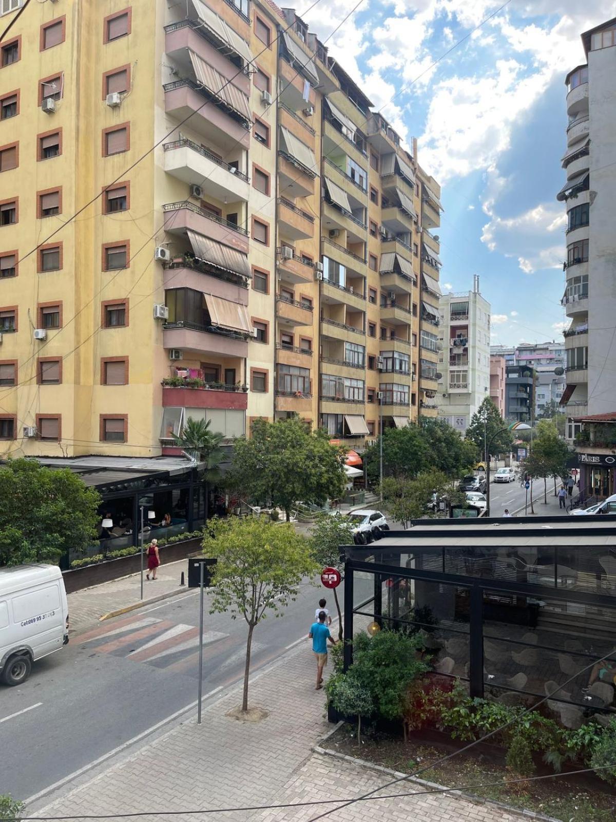 Maris Apartment Tirana Exterior photo