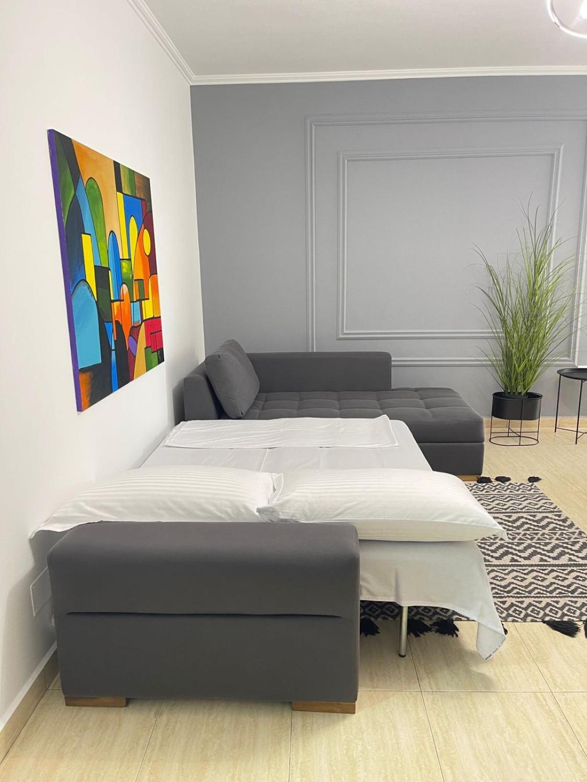 Maris Apartment Tirana Exterior photo